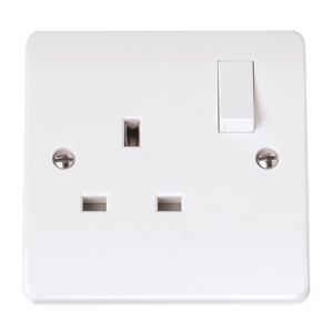 13 Amp Socket Outlets - 1 gang switched